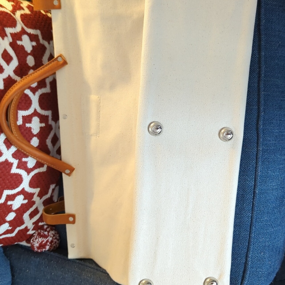 Escape Forrest Tote - image 3